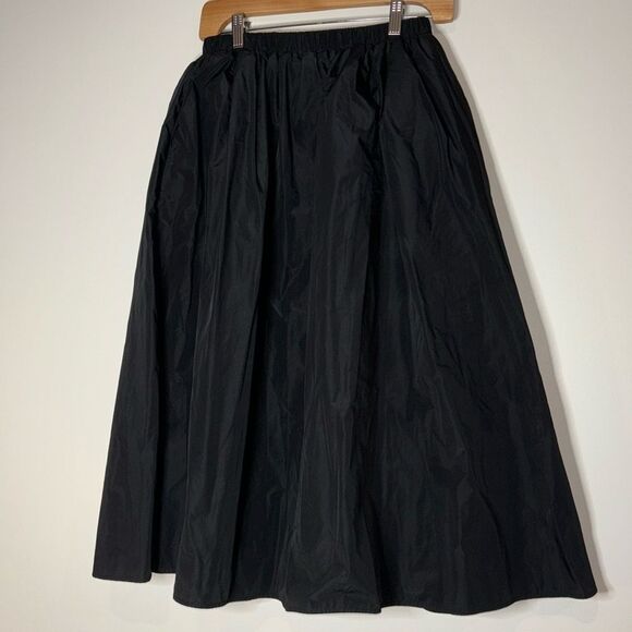 H&M black nylon skirt size 10 New without tags - Picture 2 of 6